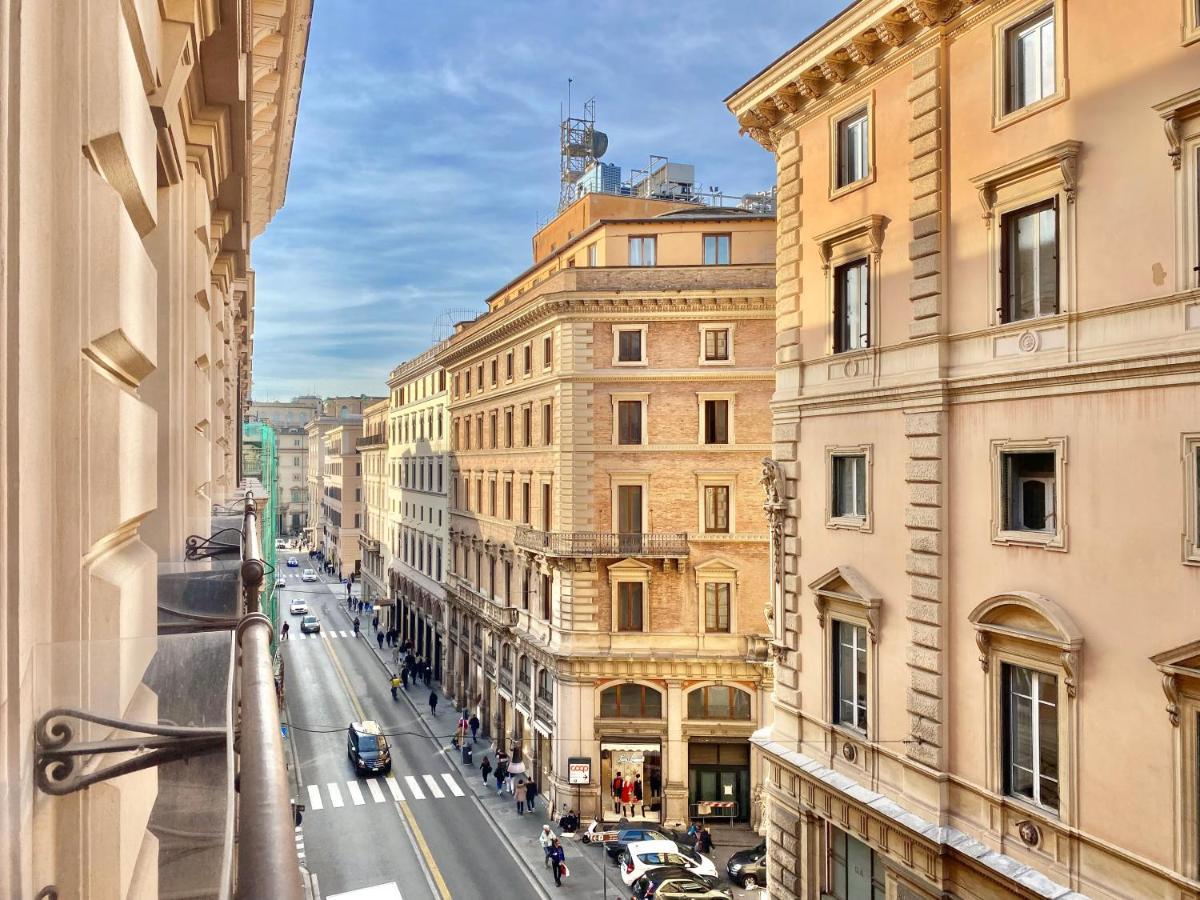 Arcasuite Tritone Luxury Rome Extérieur photo