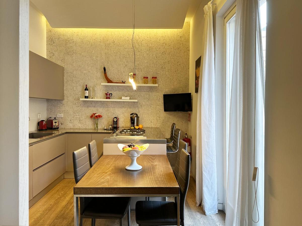 Arcasuite Tritone Luxury Rome Extérieur photo