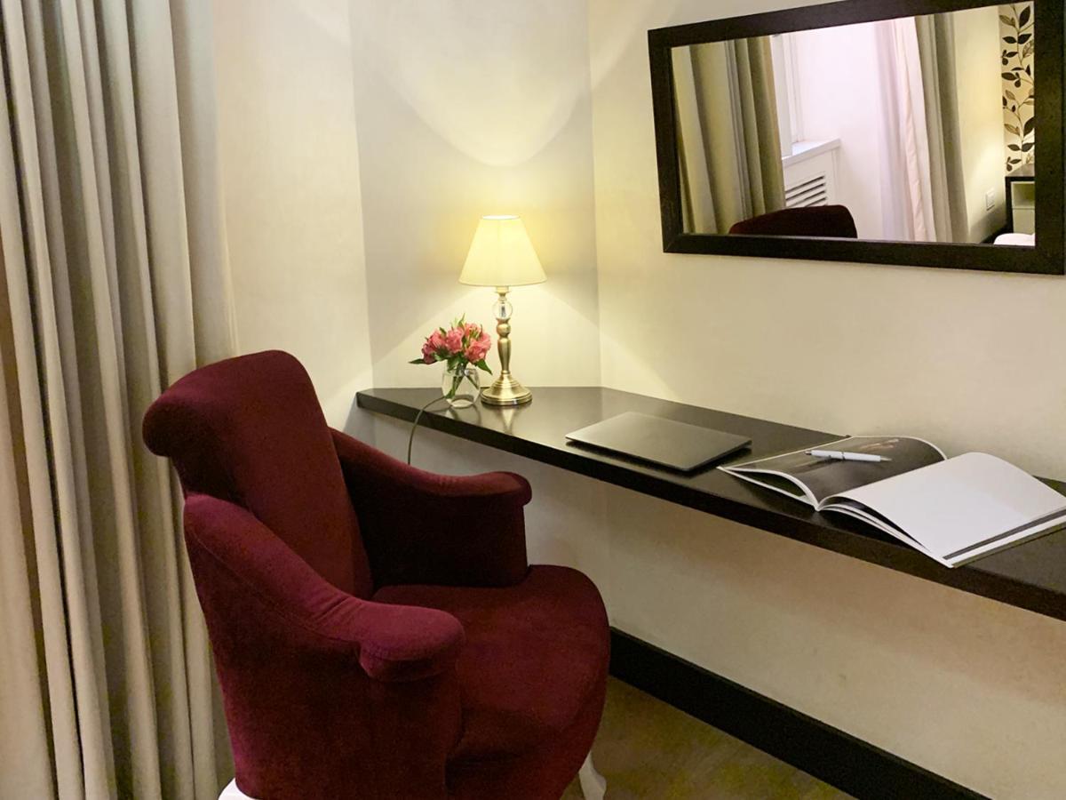 Arcasuite Tritone Luxury Rome Extérieur photo