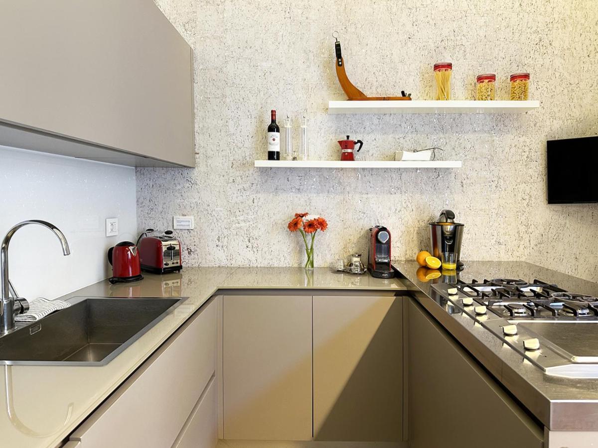 Arcasuite Tritone Luxury Rome Extérieur photo